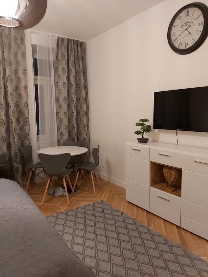 Angelika Apartments Виена Екстериор снимка