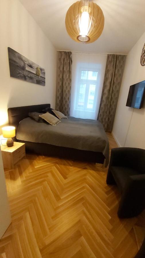 Angelika Apartments Виена Екстериор снимка