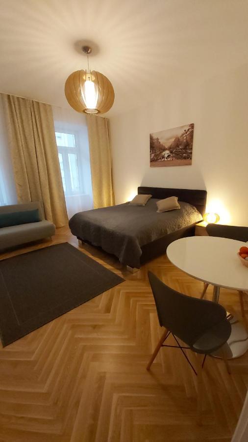 Angelika Apartments Виена Екстериор снимка